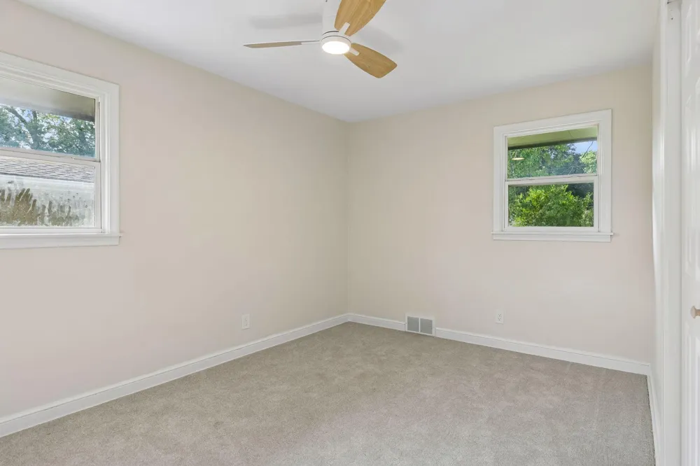 1432 County Road B West W Roseville, MN 55113