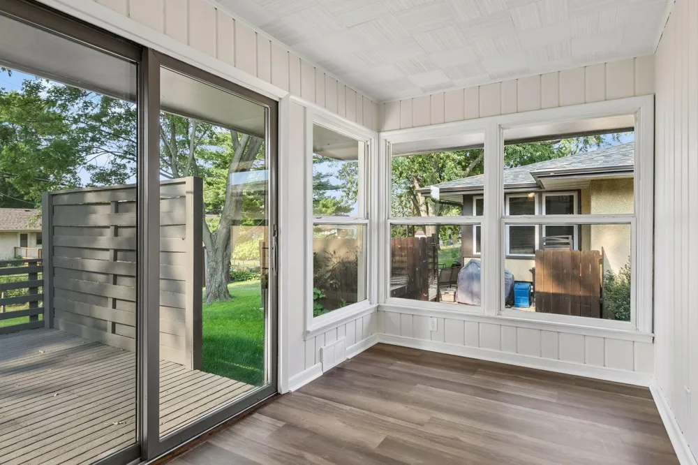 1432 County Road B West W Roseville, MN 55113