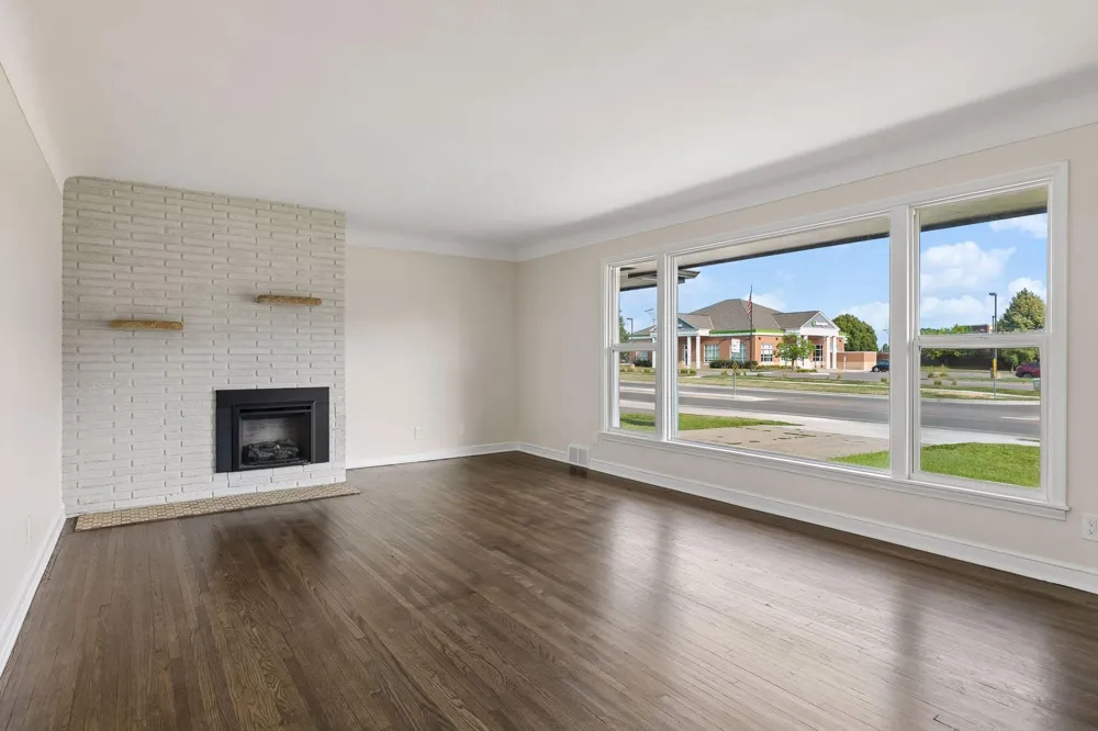 1432 County Road B West W Roseville, MN 55113