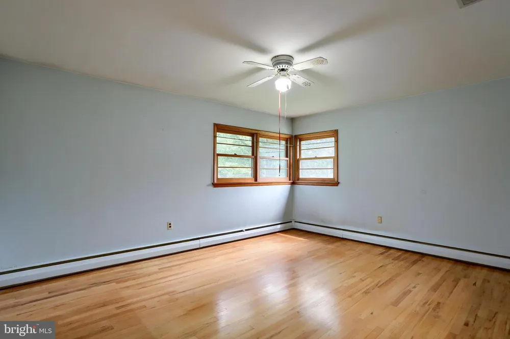 480 SAINT JOHNS DRIVE Camp Hill, PA 17011