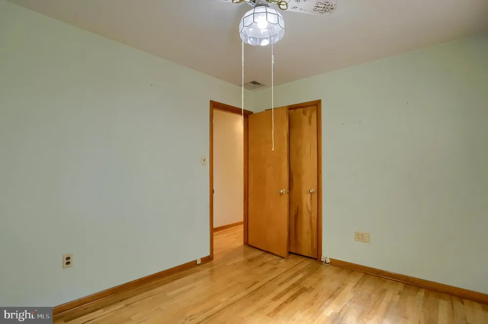 480 SAINT JOHNS DRIVE Camp Hill, PA 17011