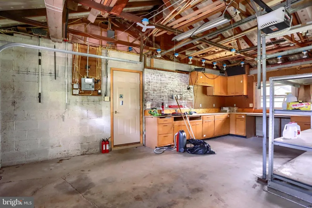 480 SAINT JOHNS DRIVE Camp Hill, PA 17011