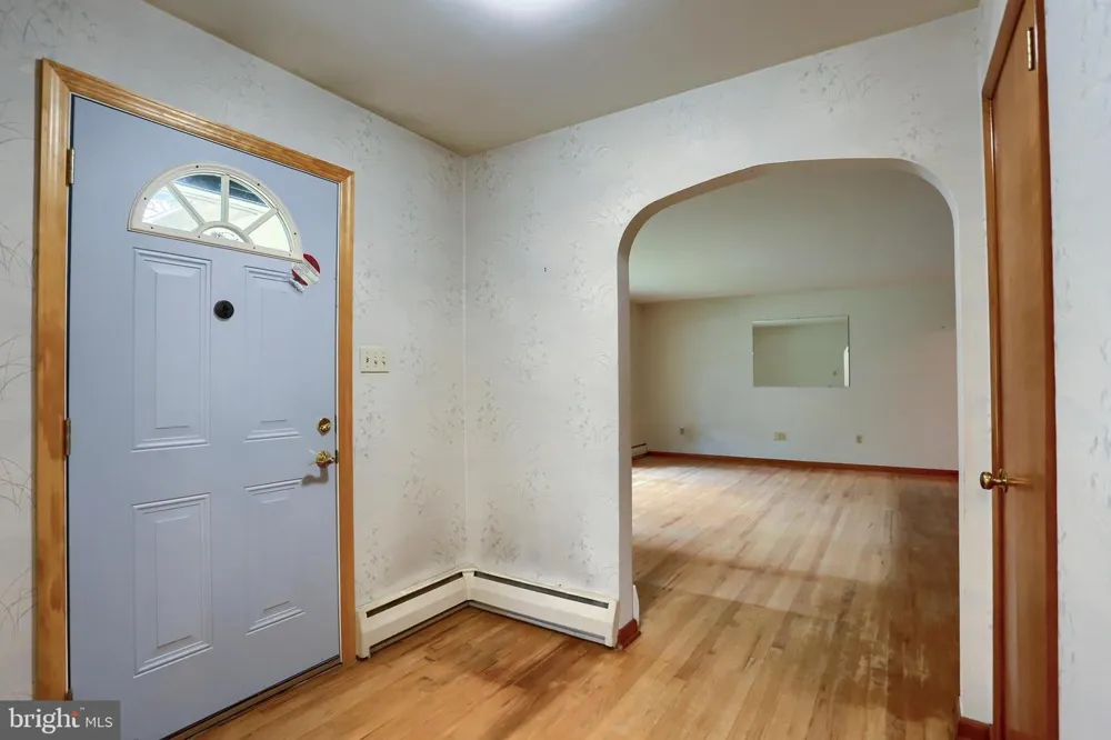 480 SAINT JOHNS DRIVE Camp Hill, PA 17011