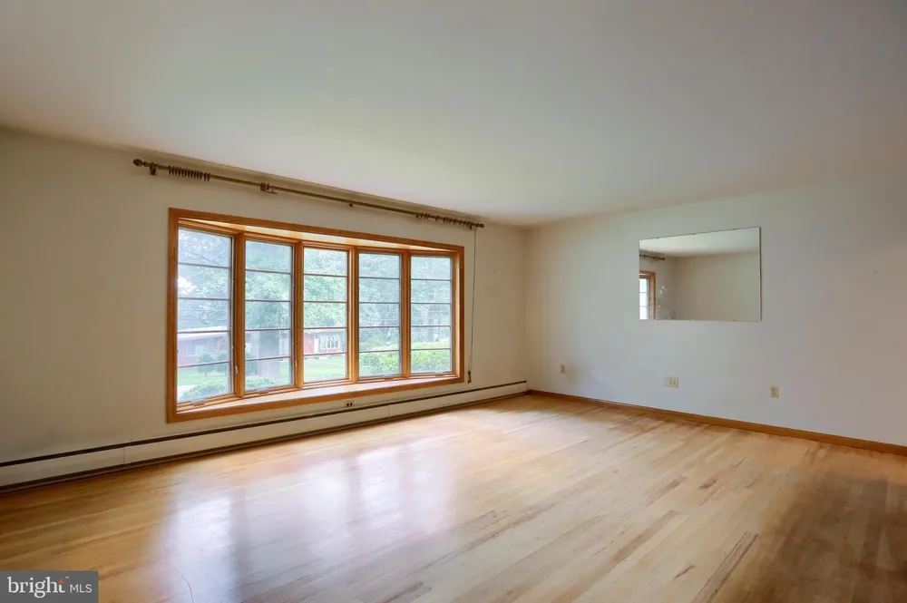 480 SAINT JOHNS DRIVE Camp Hill, PA 17011