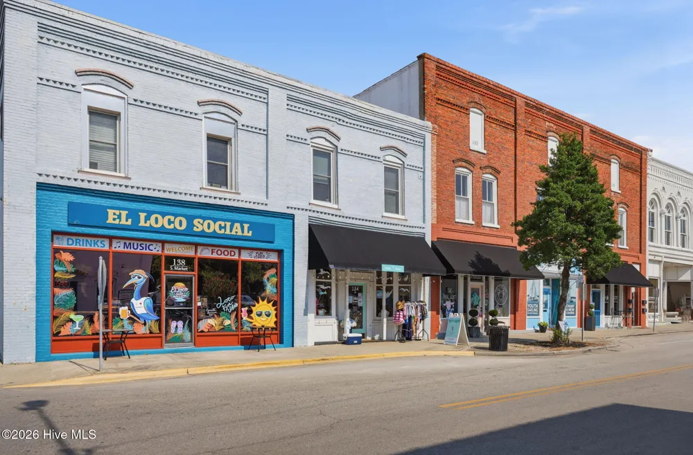 122 S Market Street #1 Washington, NC 27889