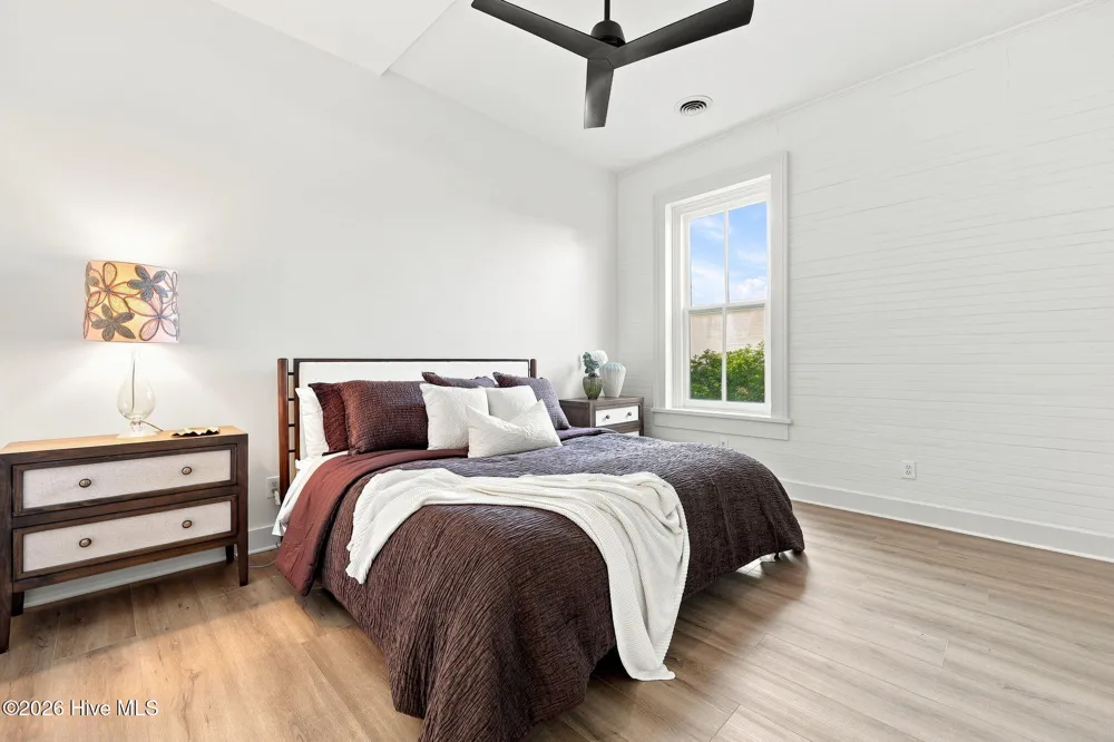 122 S Market Street #1 Washington, NC 27889