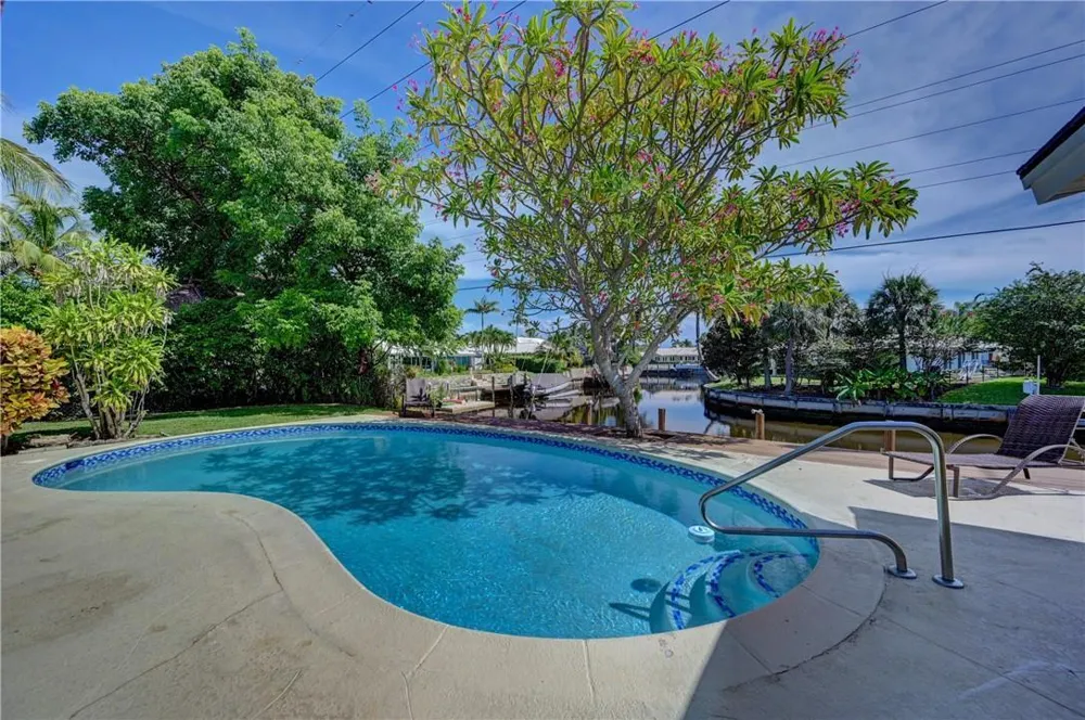 840 SW 7TH STREET Boca Raton, FL 33486