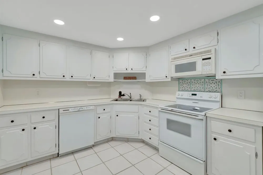 1000 LOWRY STREET #1F Delray Beach, FL 33483