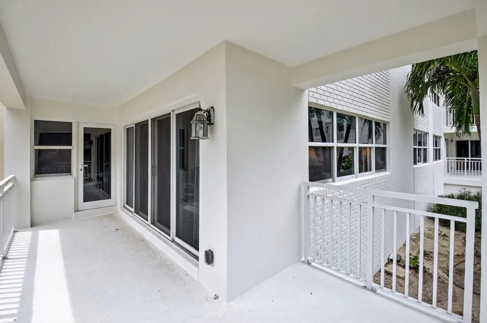 1000 LOWRY STREET #1F Delray Beach, FL 33483