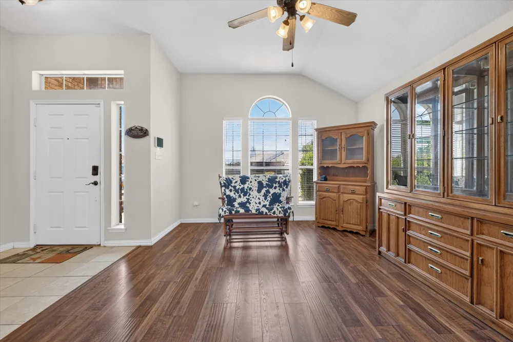 1144 Park Glen Crowley, TX 76036