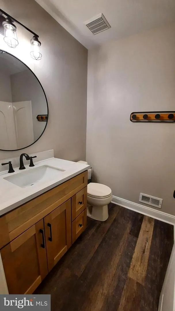1027 MOORE ROAD West Deptford, NJ 08086