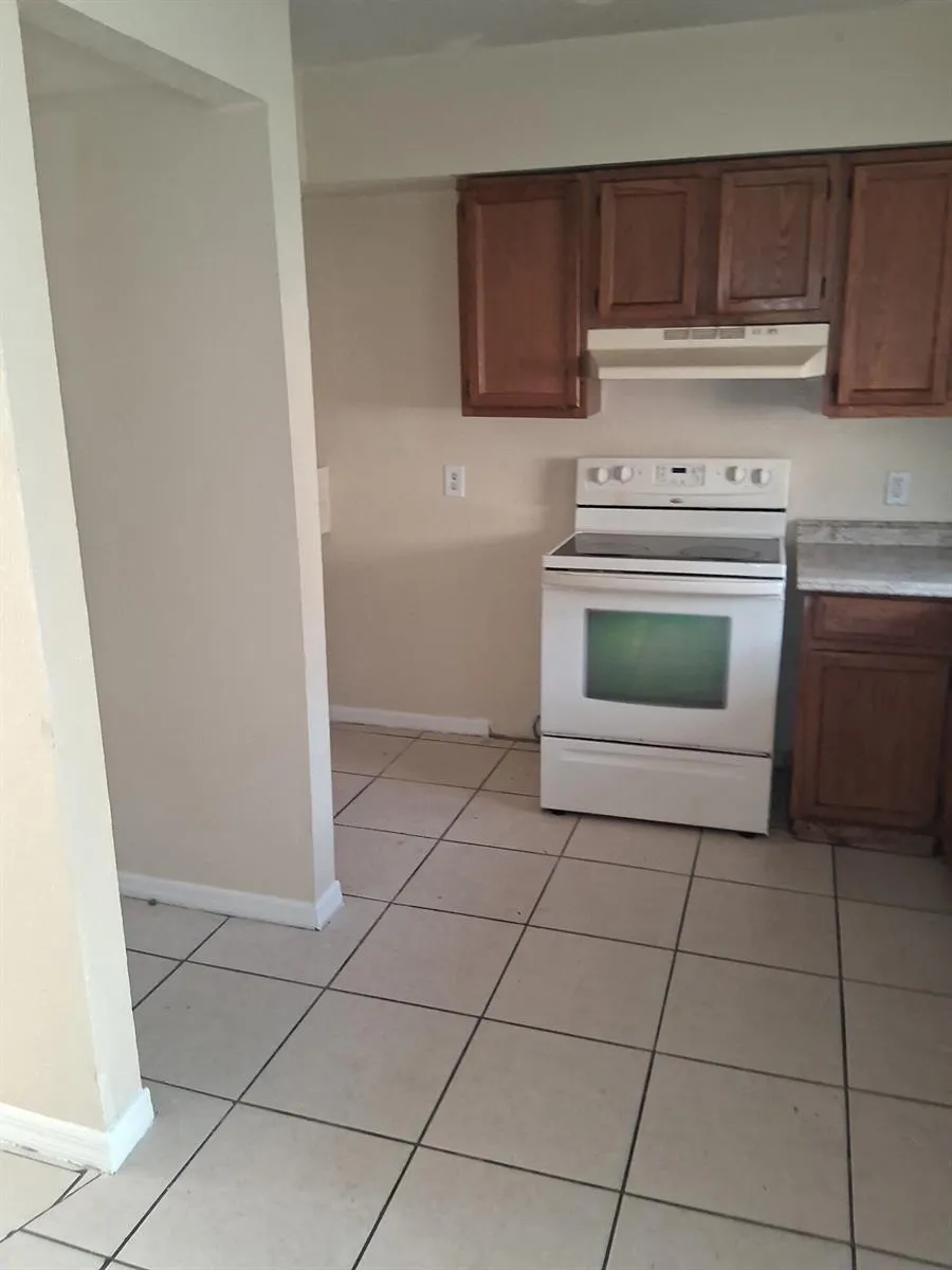 2901 AVENUE D Fort Pierce, FL 34947