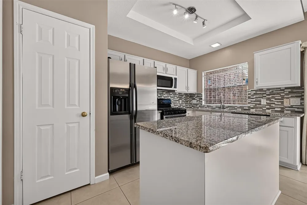 2930 Grants Lake Boulevard #2202 Sugar Land, TX 77479