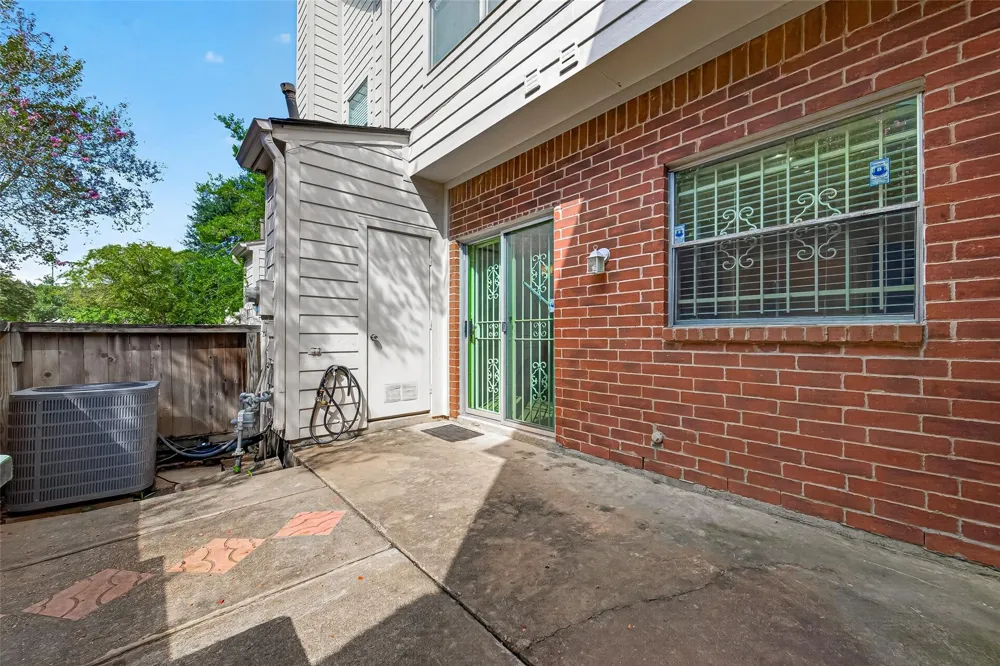 2930 Grants Lake Boulevard #2202 Sugar Land, TX 77479