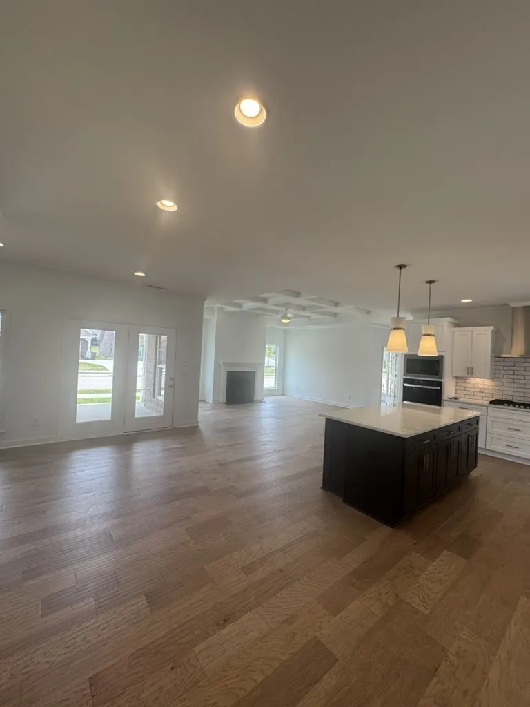 6193 Parkhaven Blvd Hermitage, TN 37076