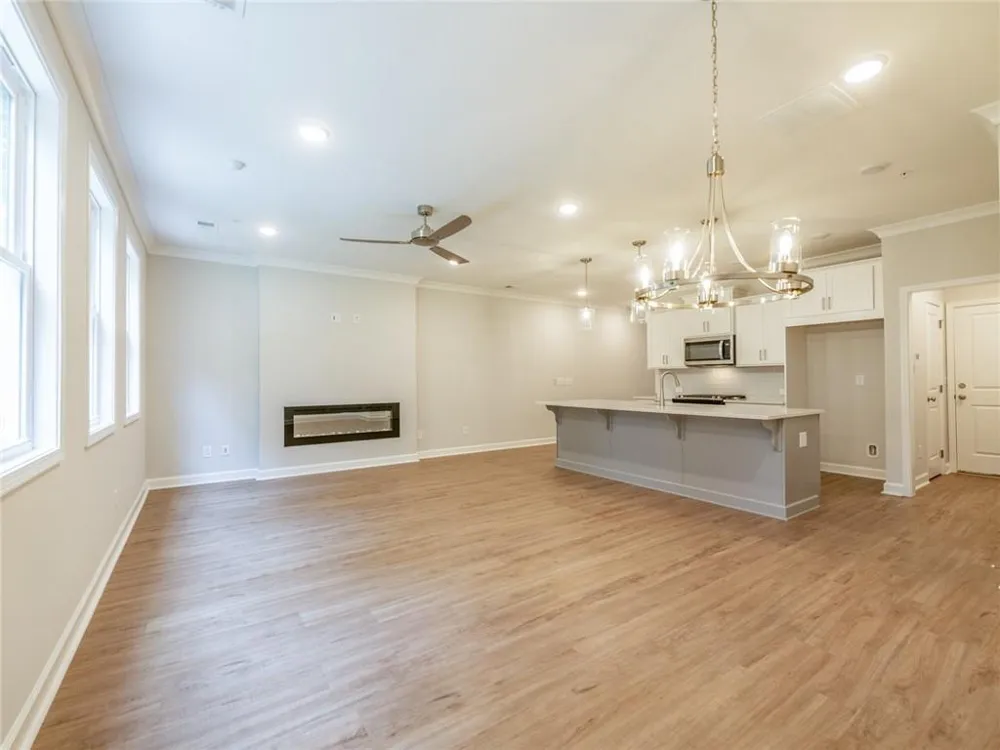546 Feldspar Way Lawrenceville, GA 30043