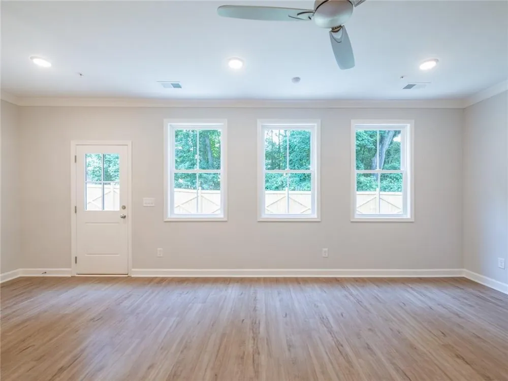 546 Feldspar Way Lawrenceville, GA 30043