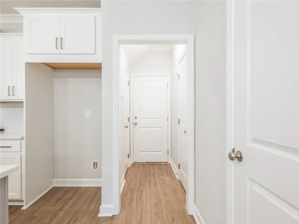 546 Feldspar Way Lawrenceville, GA 30043