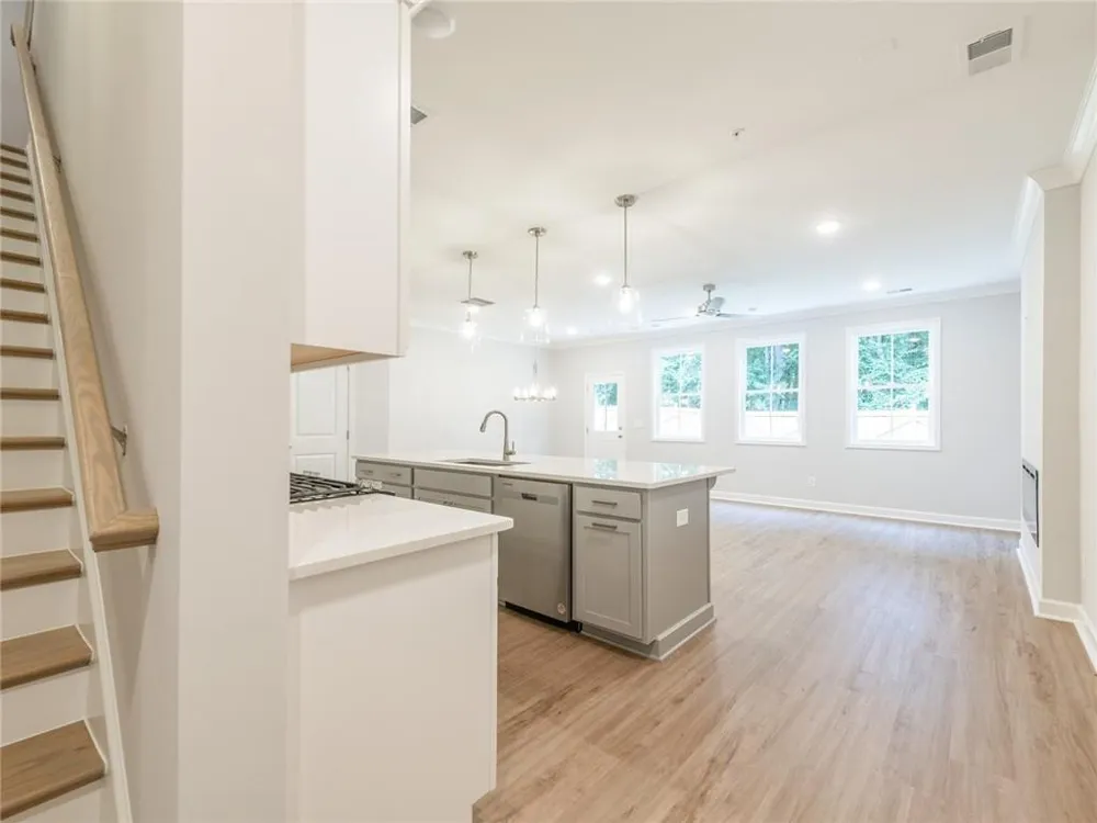 546 Feldspar Way Lawrenceville, GA 30043