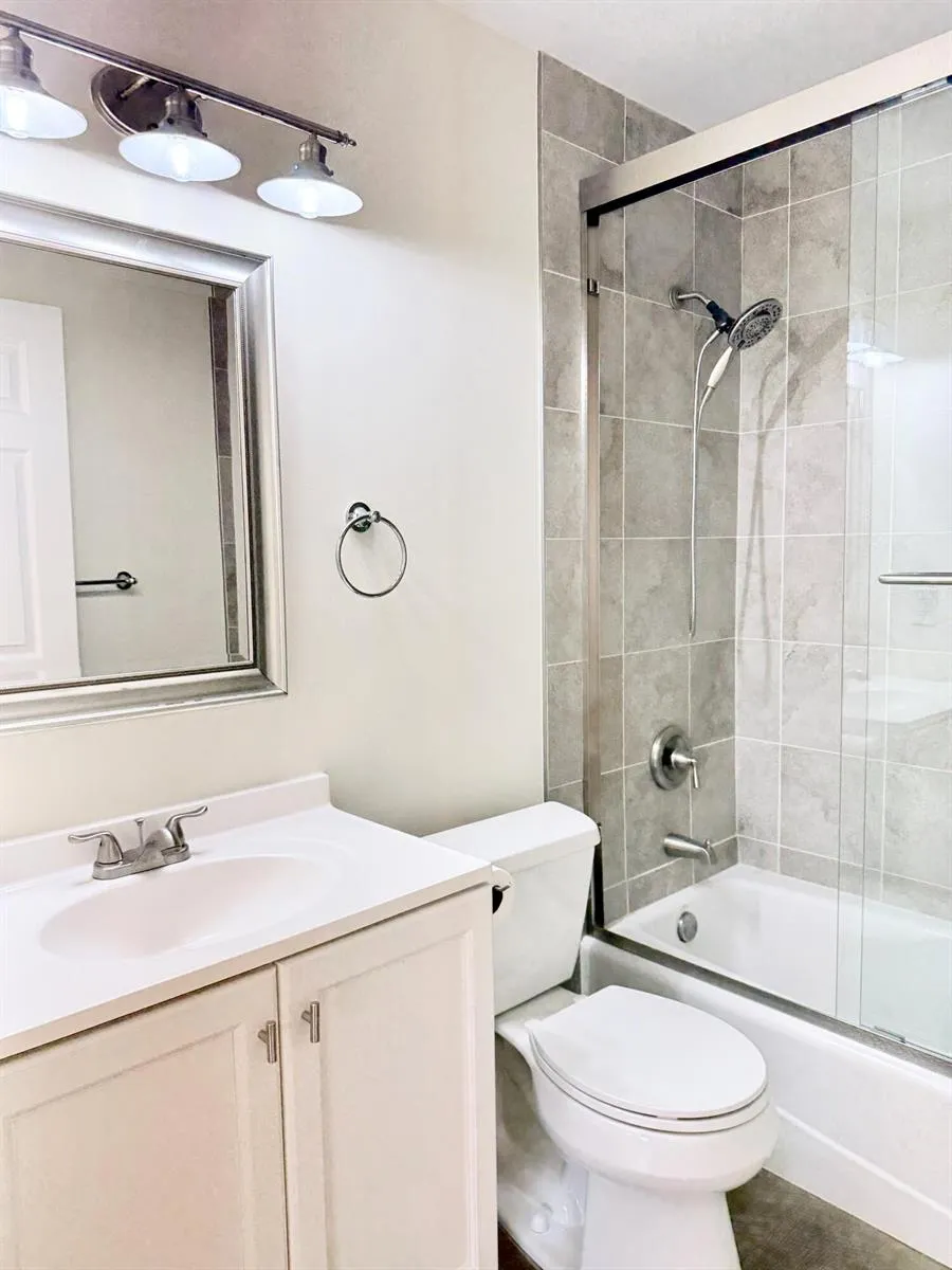 825 DOGWOOD DRIVE #B Delray Beach, FL 33483