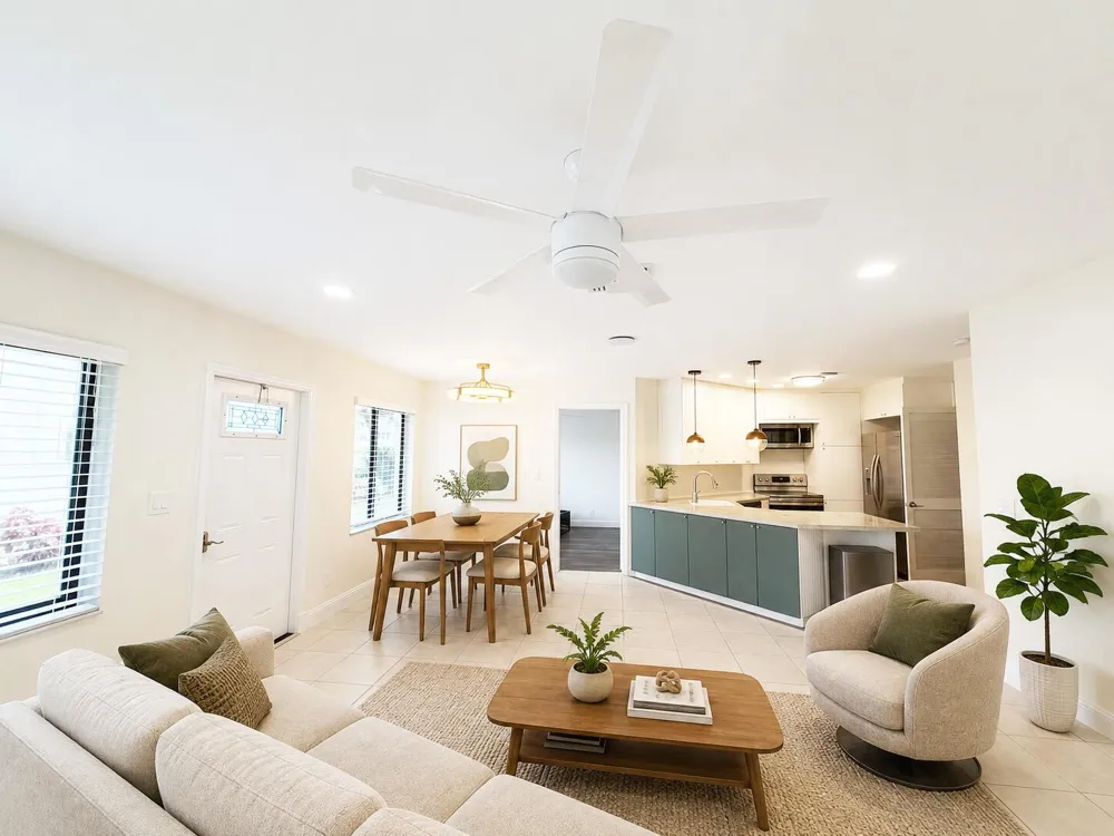 825 DOGWOOD DRIVE #B Delray Beach, FL 33483