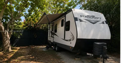 2723 SW 13th St #RV