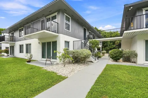 1180 CARLTON COURT #206A