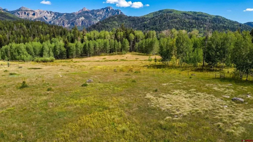 318 Sundown DR. Creede, CO 81130