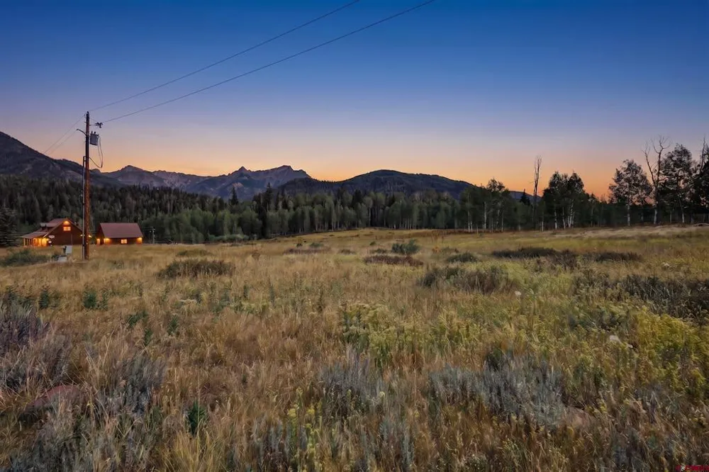 318 Sundown DR. Creede, CO 81130