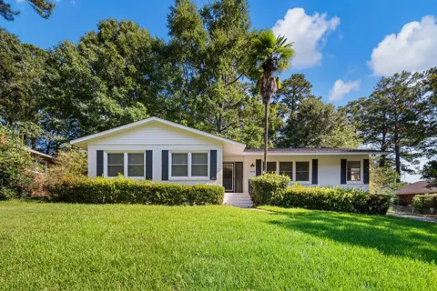 4045 Savannah Drive