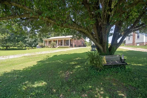 23 Sanders Dr