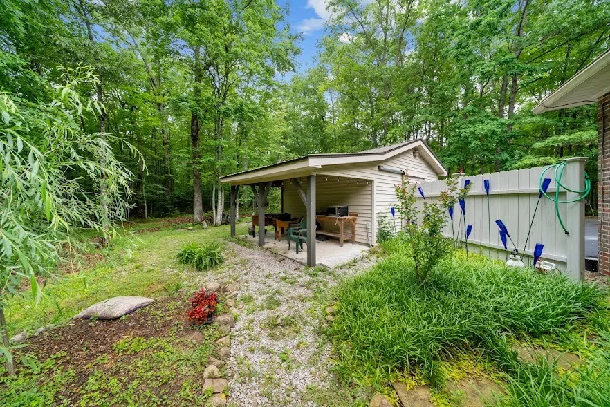 1320 Laurel Way Monterey, TN 38574