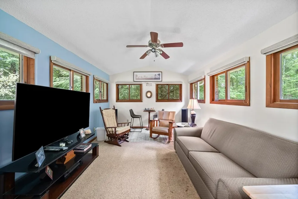 1320 Laurel Way Monterey, TN 38574