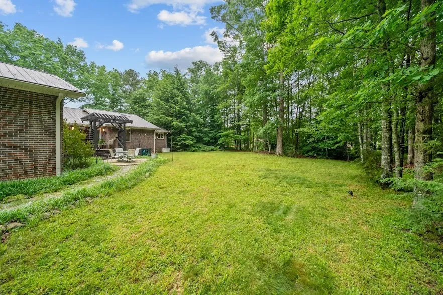 1320 Laurel Way Monterey, TN 38574