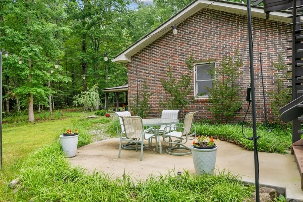 1320 Laurel Way Monterey, TN 38574