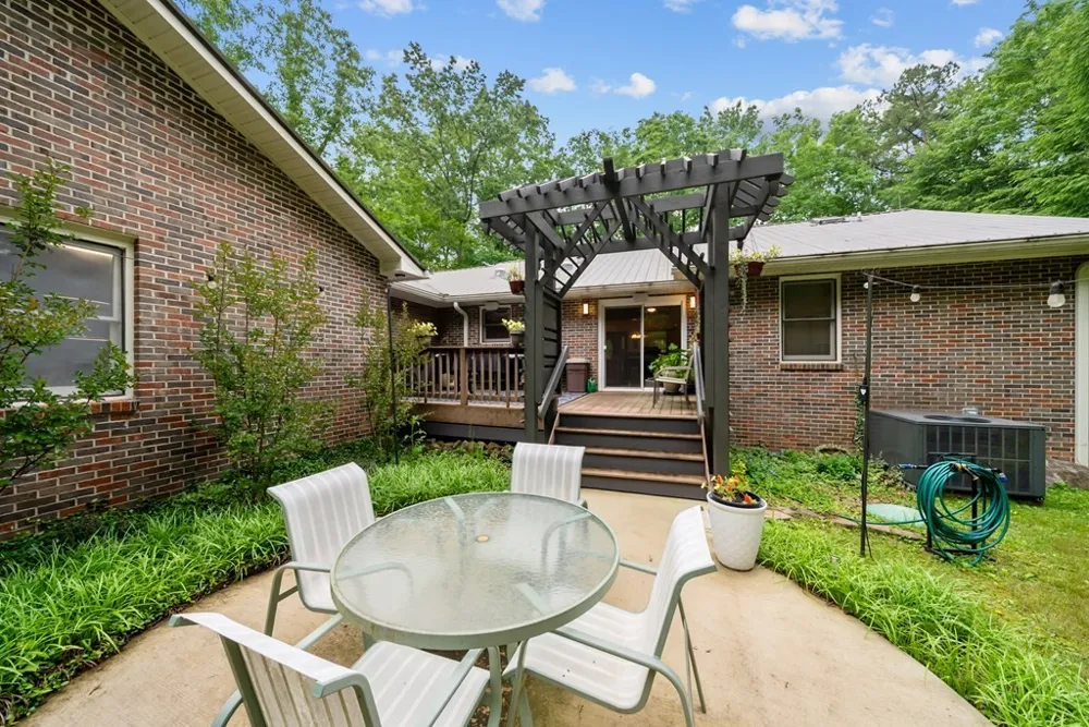 1320 Laurel Way Monterey, TN 38574