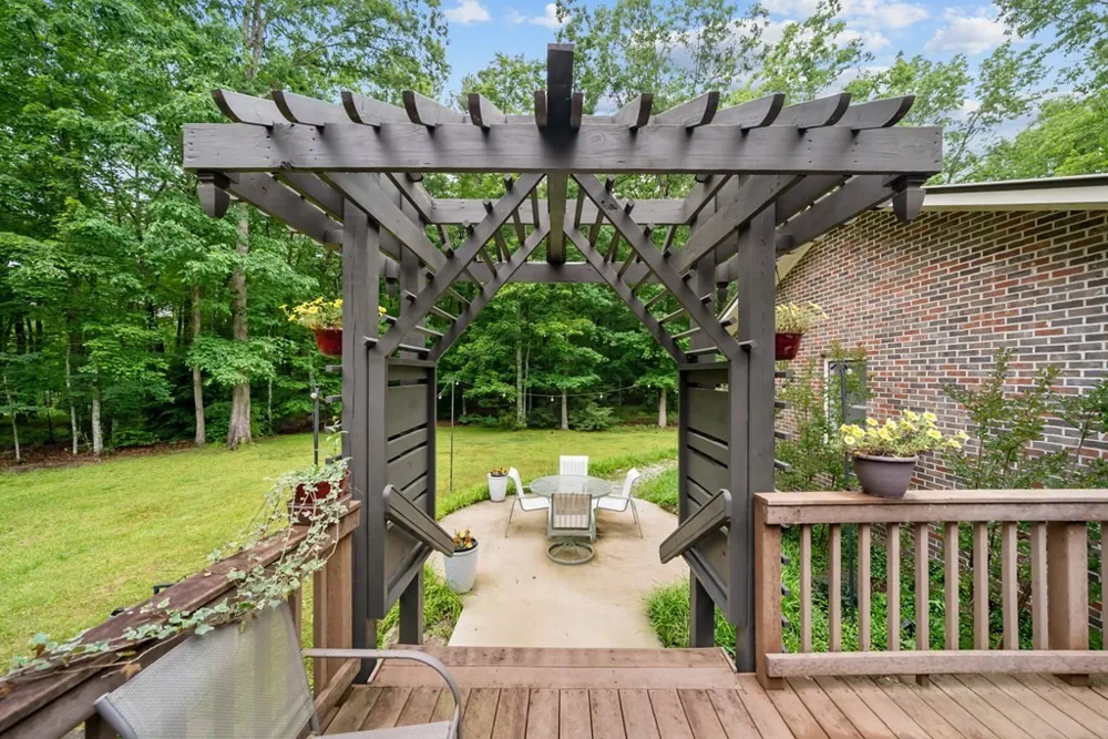 1320 Laurel Way Monterey, TN 38574