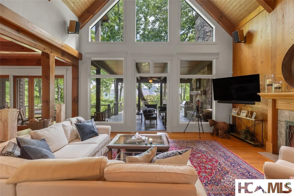 179 Sagee Woods Drive Highlands, NC 28741