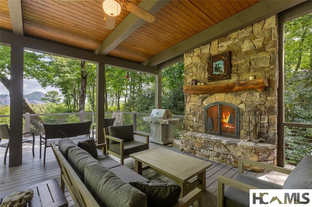 179 Sagee Woods Drive Highlands, NC 28741
