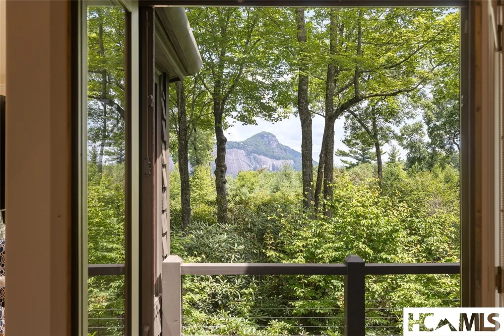 179 Sagee Woods Drive Highlands, NC 28741