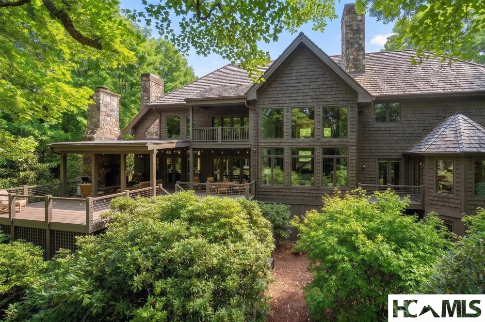 179 Sagee Woods Drive Highlands, NC 28741