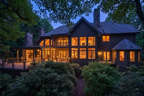 179 Sagee Woods Drive