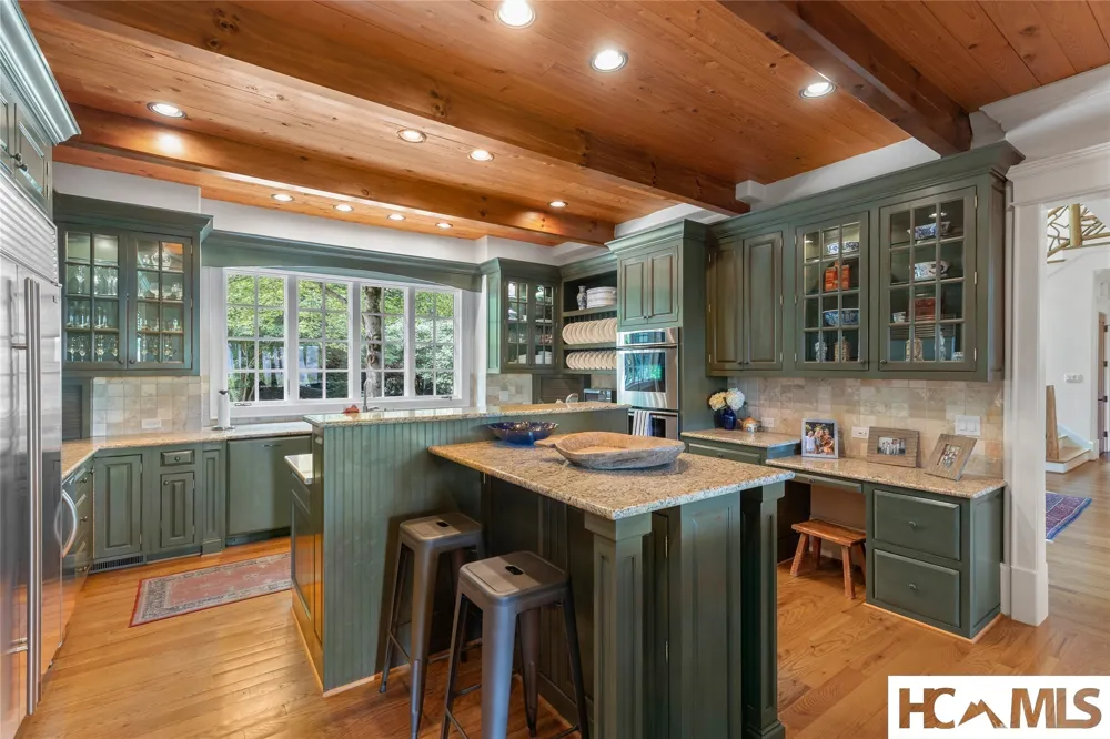179 Sagee Woods Drive Highlands, NC 28741