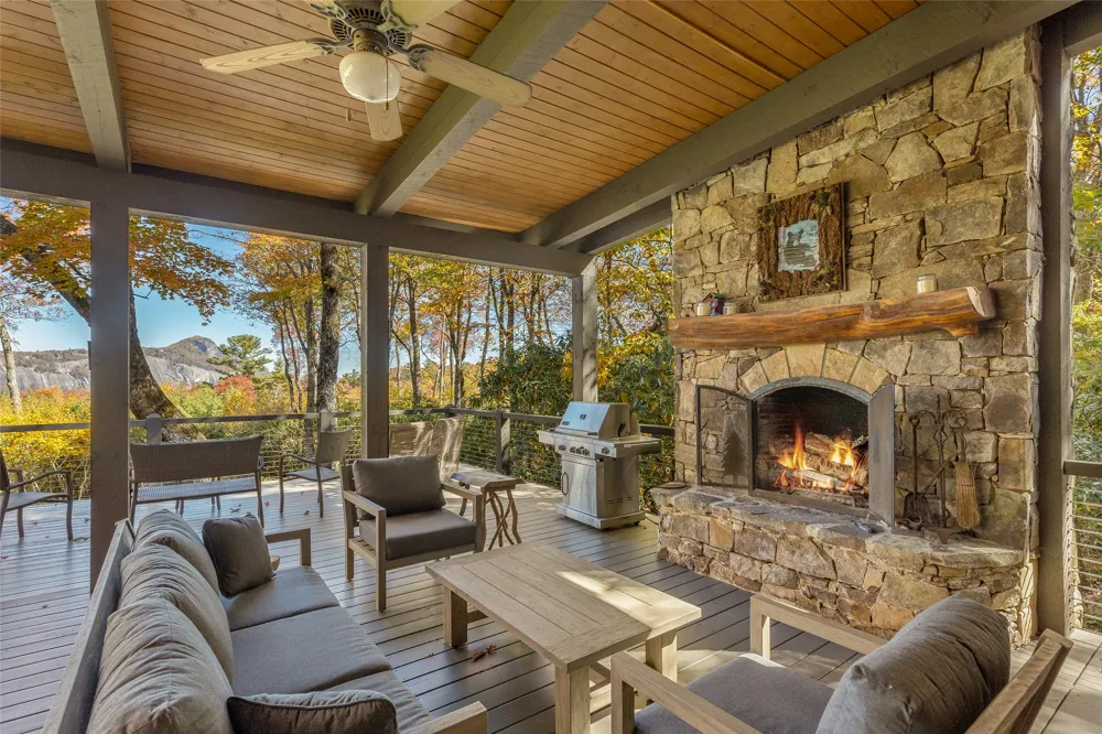 179 Sagee Woods Drive Highlands, NC 28741