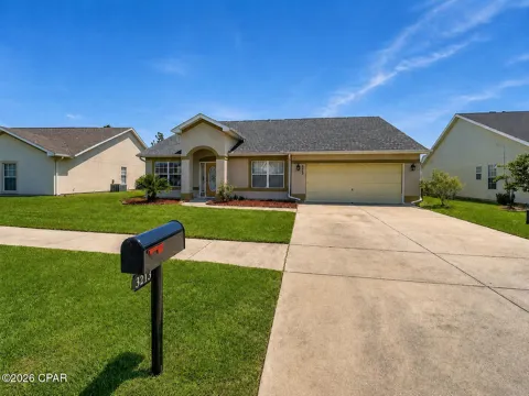 3213 Azalea Circle