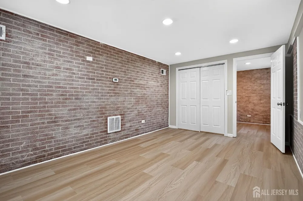 22 Franklin Boulevard Franklin, NJ 08873
