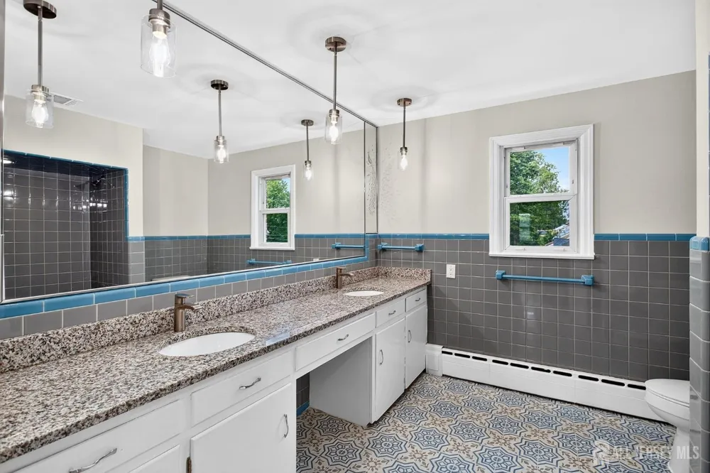 22 Franklin Boulevard Franklin, NJ 08873