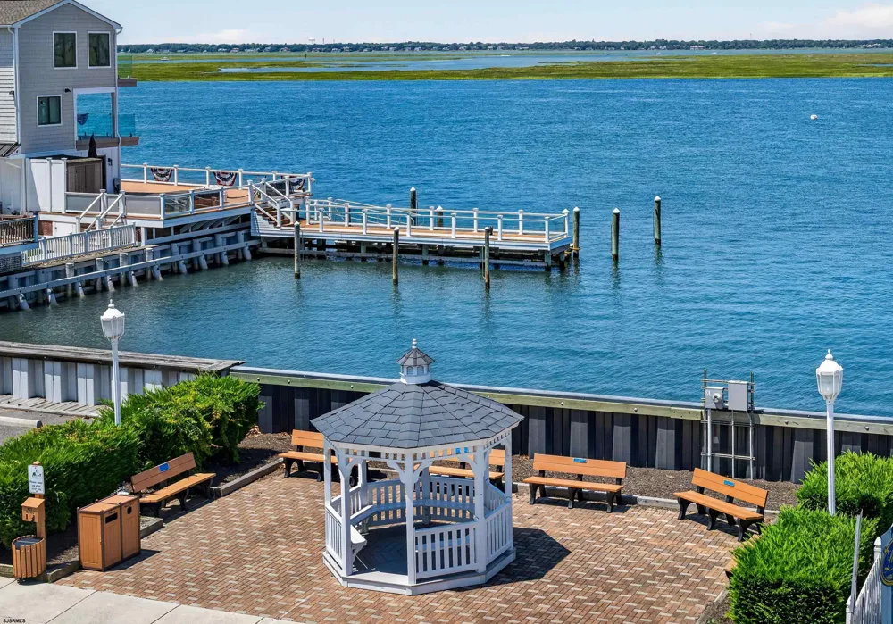 225 N 36th Ave Longport, NJ 08403