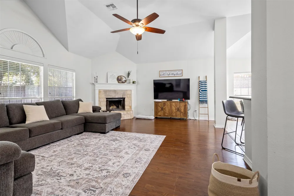 5413 Compassion Drive Midlothian, TX 76065