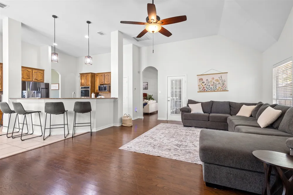 5413 Compassion Drive Midlothian, TX 76065